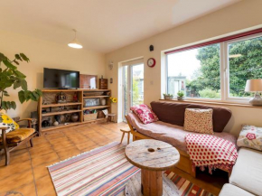 Pass the Keys 4 Bedroom home close to town